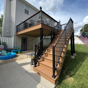 Composite deck built for St. Louis homeowners